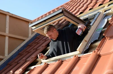 Pose de fenêtres de toit Velux à Craménil